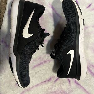 Nike Black and White Athletic Shoes